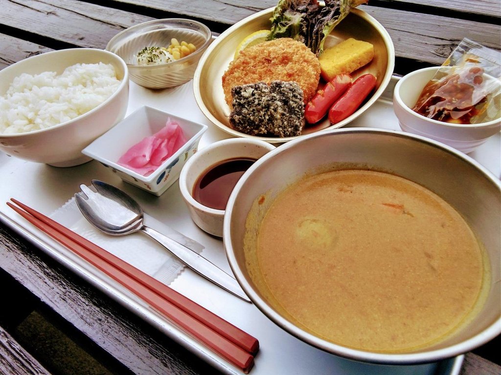 保田小給食