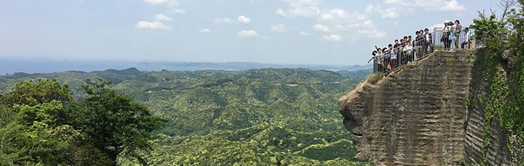 鋸山の地獄のぞき