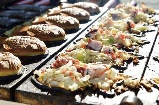 大原漁港 港の朝市のプリプリの焼き貝