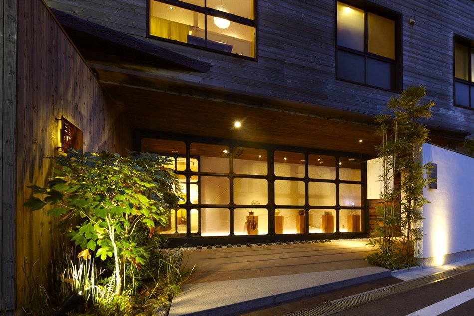 三水の別邸エントランス