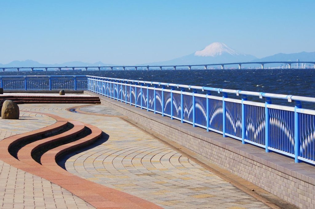 袖ヶ浦海浜公園の水際デッキ