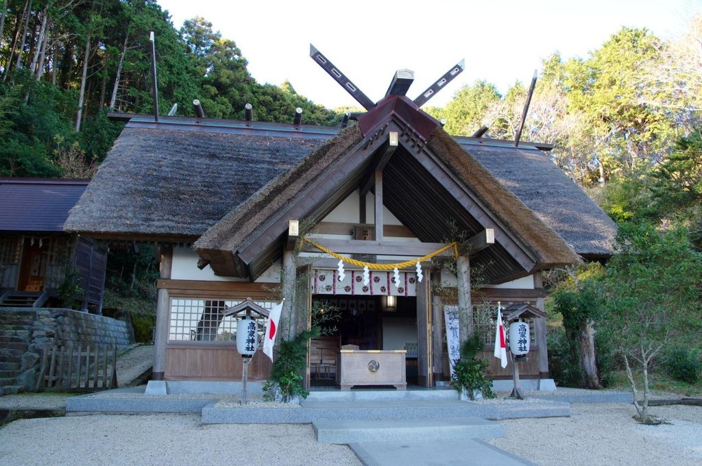 高家神社の拝殿