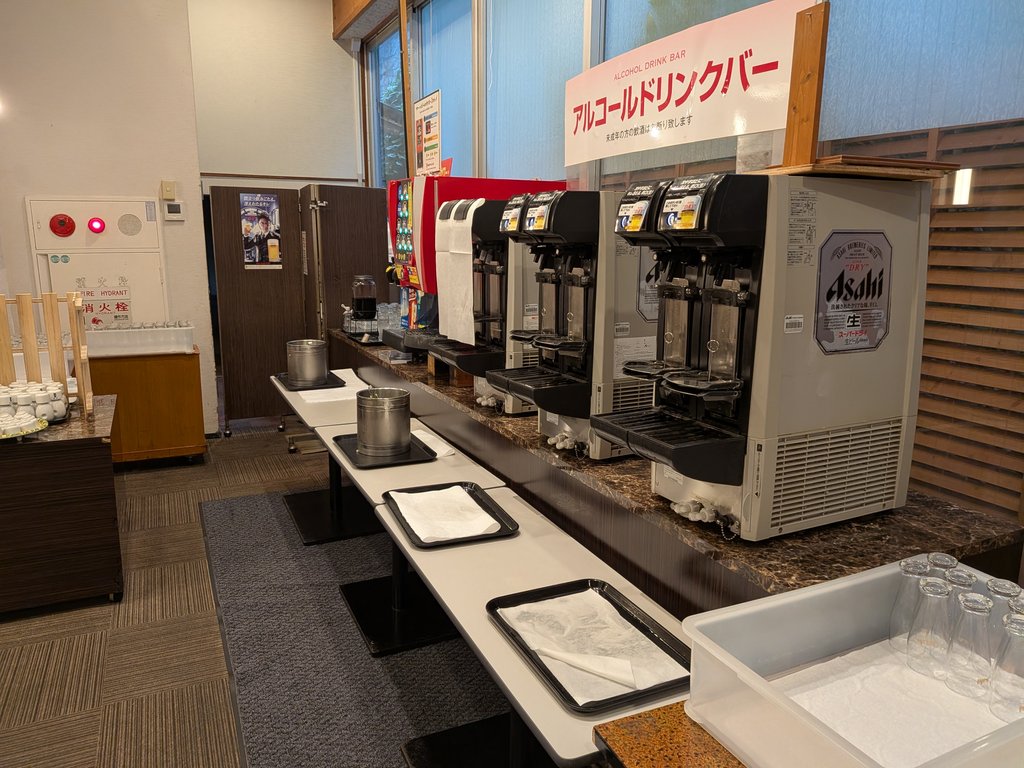 南国ホテルのバイキング会場のアルコールドリンクバー(生ビールサーバー)